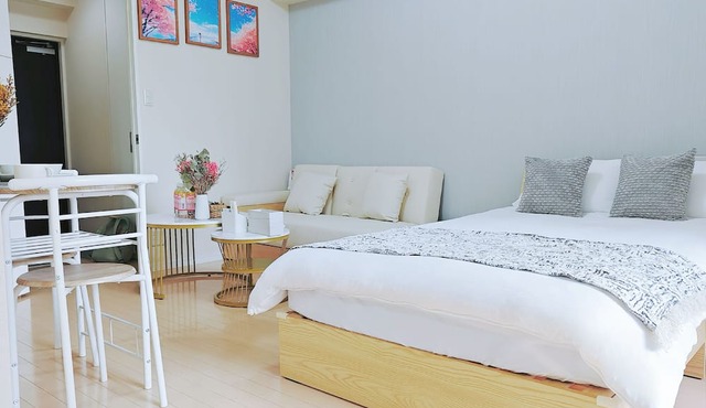Walking distance to Tokyo Sky Tree, Sightseeing area, Close to Kinshicho station, Direct access to Disneyland, 1LDK, Max 5 people