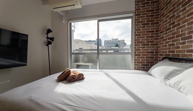 402-Brooklyn Room ｜ 3 ppl | W-Bed & Sofa Bed | Golden Gai & Kabukicho | 21㎡