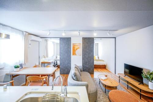 Dash Living Nezu
