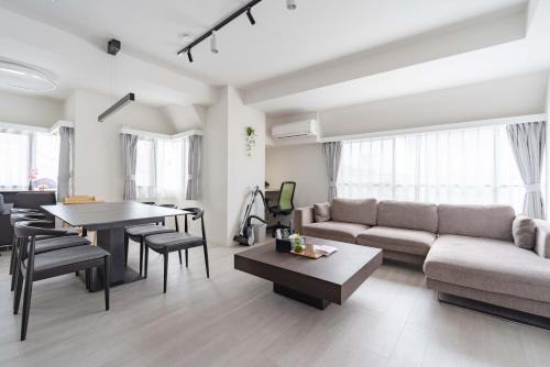 Modern Tokyo Suites