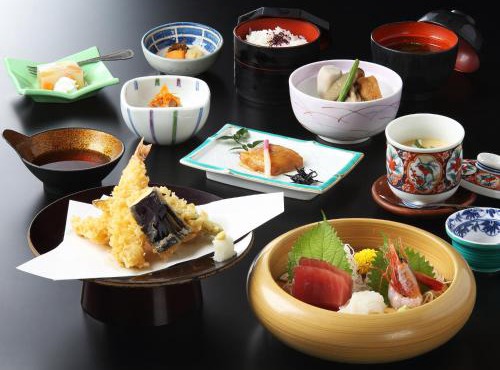 Hakonenomori Okada
