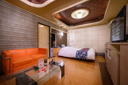 HOTEL MOBILIA (Adult Only)
